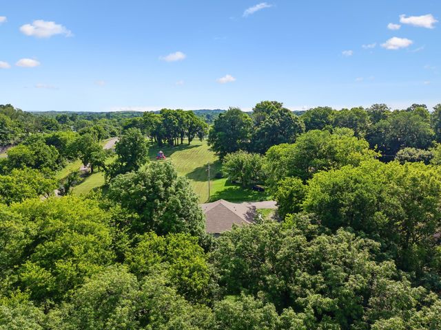 721 Poplar St, Columbia, TN 38401
