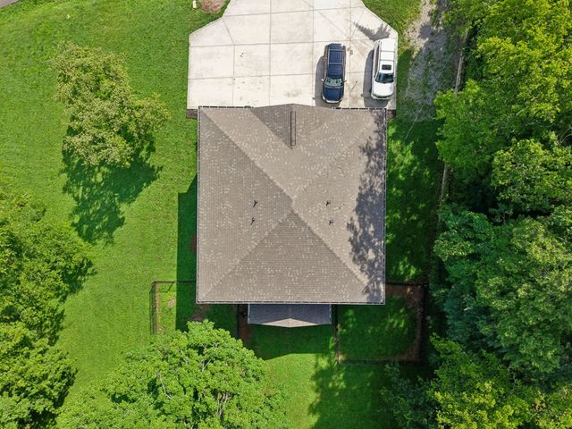 721 Poplar St, Columbia, TN 38401