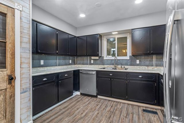 4161 Lakeview Drive, Hillsboro, MO 63050