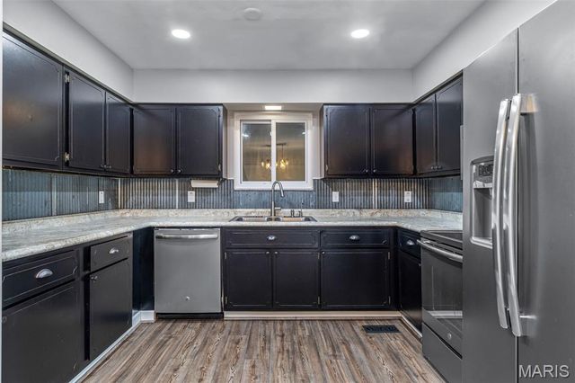 4161 Lakeview Drive, Hillsboro, MO 63050