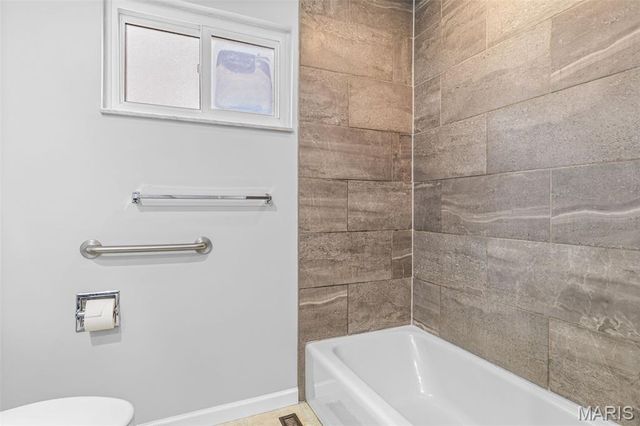 4161 Lakeview Drive, Hillsboro, MO 63050