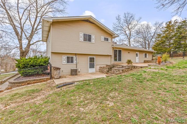 4161 Lakeview Drive, Hillsboro, MO 63050