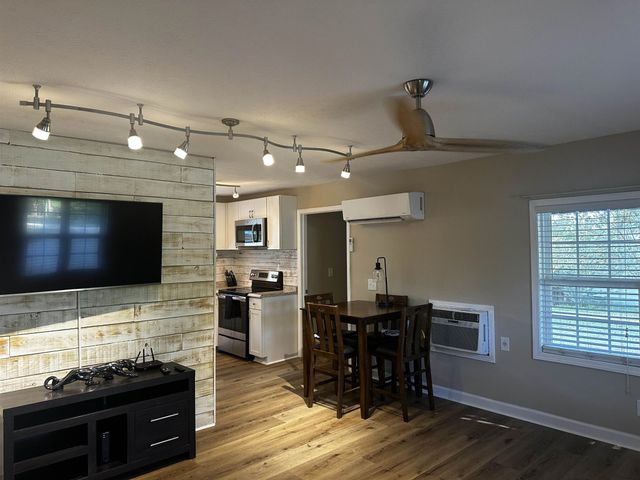 110 CATFISH LN, Crump, TN 38327