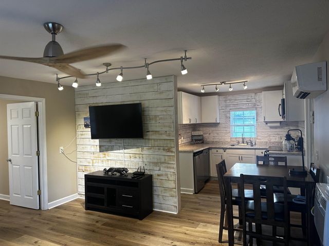 110 CATFISH LN, Crump, TN 38327