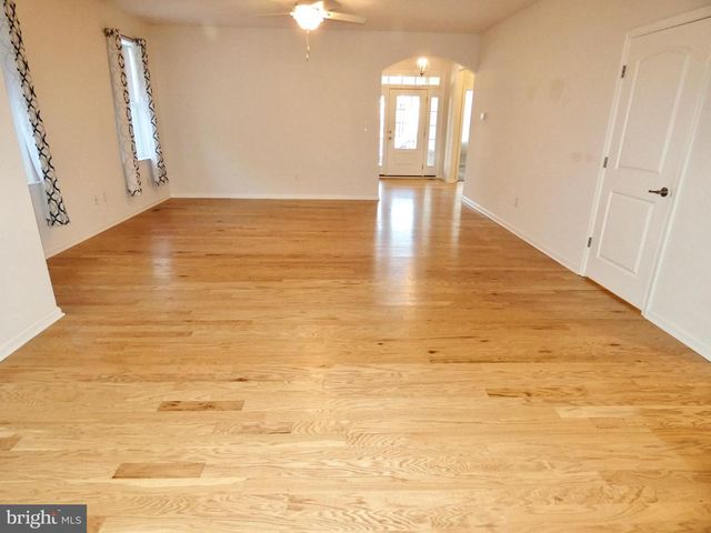 215 MILL POND AVE, Milton, DE 19968