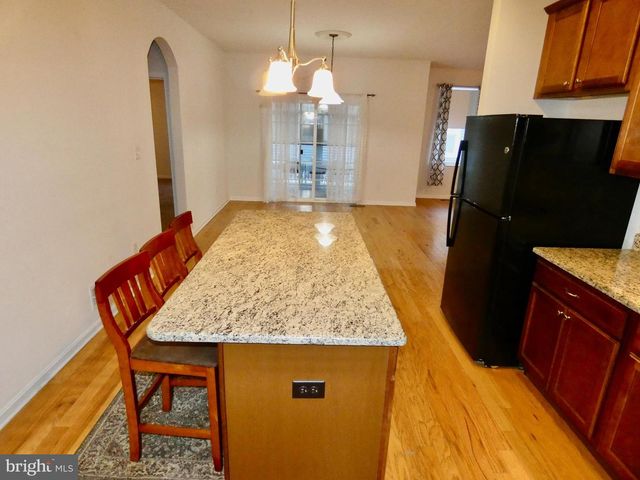 215 MILL POND AVE, Milton, DE 19968