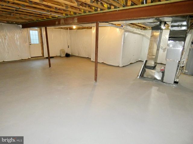 215 MILL POND AVE, Milton, DE 19968