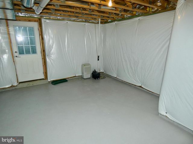 215 MILL POND AVE, Milton, DE 19968