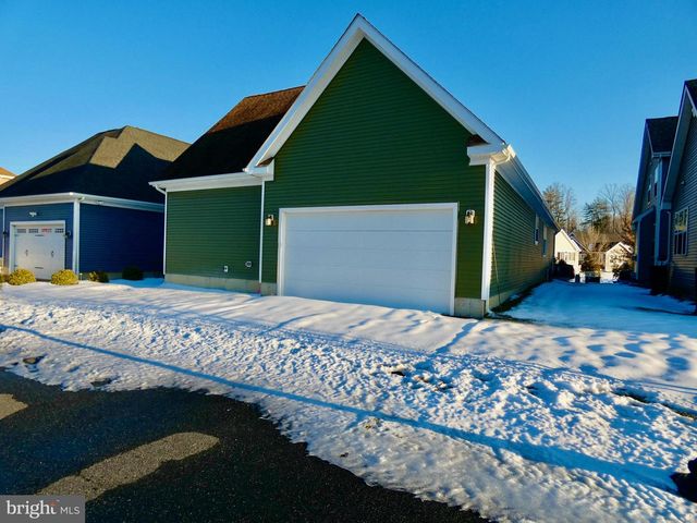 215 MILL POND AVE, Milton, DE 19968