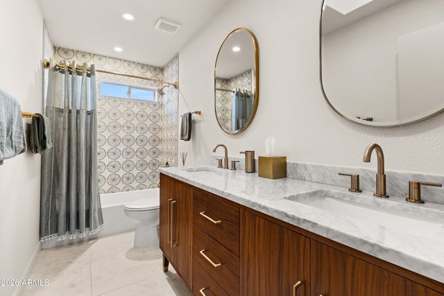 3315 E MALAPAI Drive, Phoenix, AZ 85028