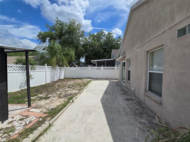 545 SUMMER SAILS DRIVE, Valrico, FL 33594