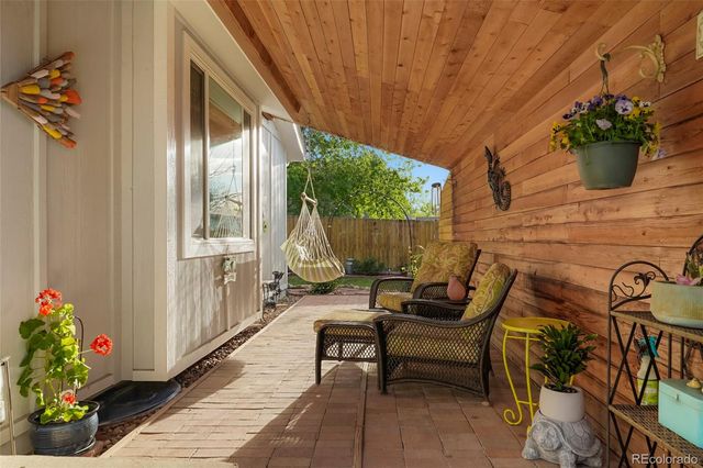 2741 S Salida Way S, Aurora, CO 80013
