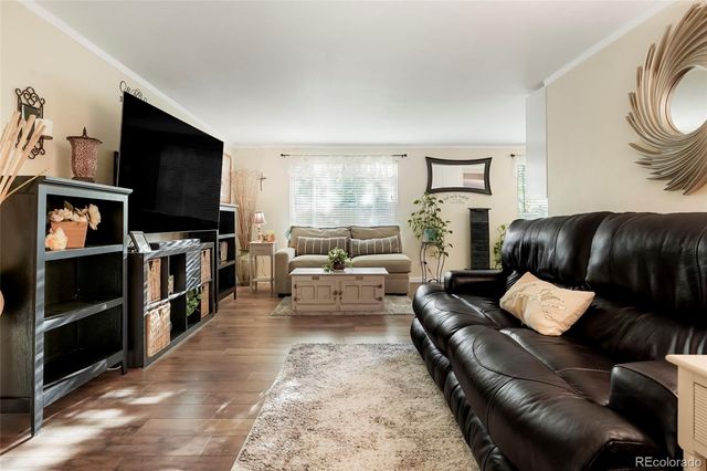 2741 S Salida Way S, Aurora, CO 80013