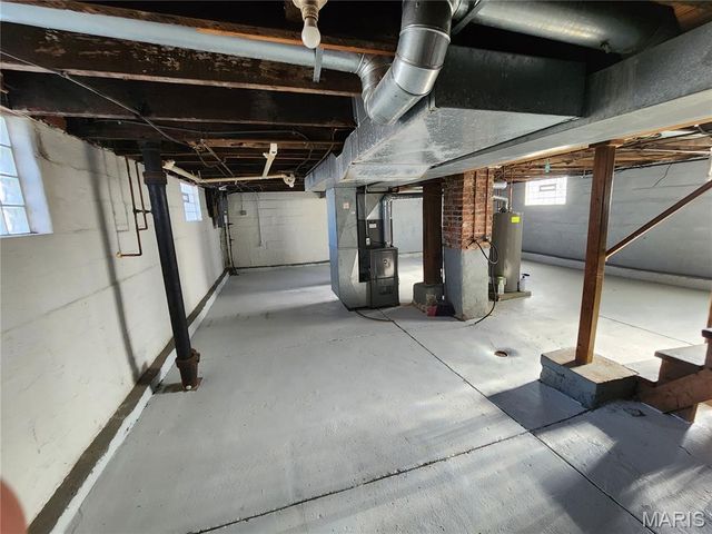 10001 Lark Avenue, Unincorporated, MO 63125