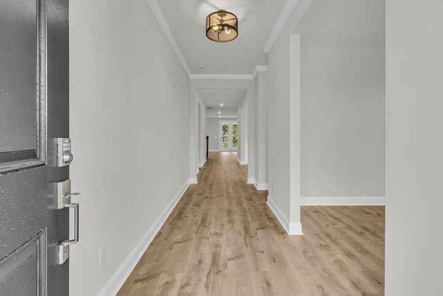 747 Maynard Lane, Summerville, SC 29486