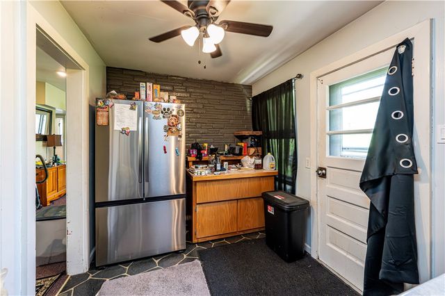 324 Fenfield Dr, Unity Twp, PA 15650