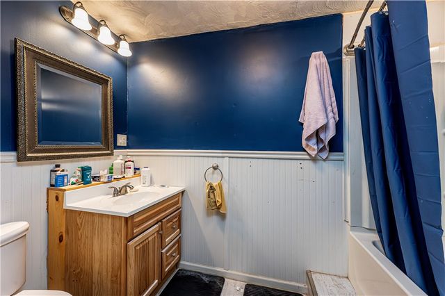 324 Fenfield Dr, Unity Twp, PA 15650