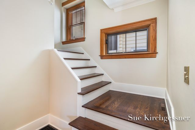 674 Lovett Avenue Se, East Grand Rapids, MI 49506