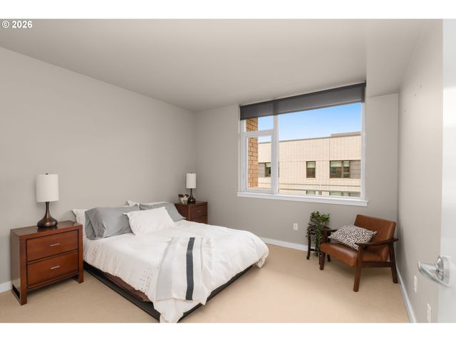 1930 S RIVER Dr W605, Portland, OR 97201