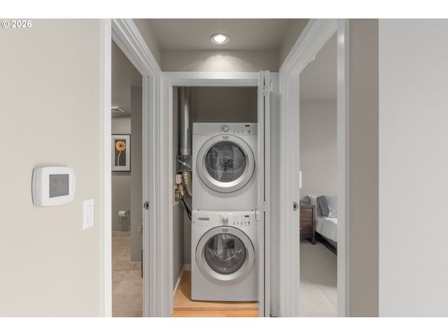 1930 S RIVER Dr W605, Portland, OR 97201