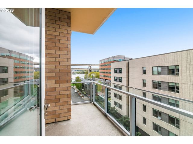 1930 S RIVER Dr W605, Portland, OR 97201