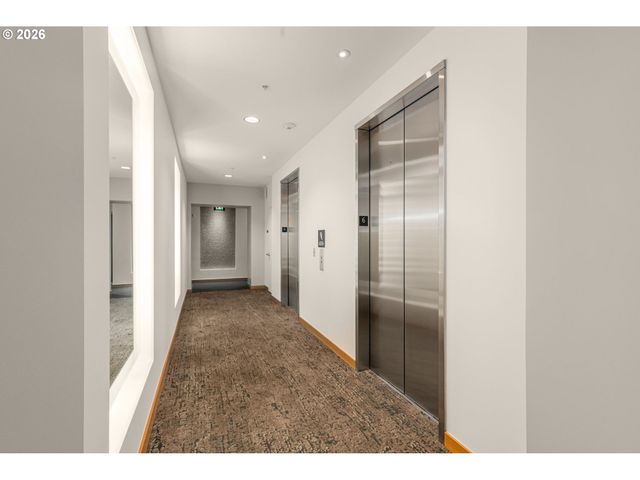 1930 S RIVER Dr W605, Portland, OR 97201