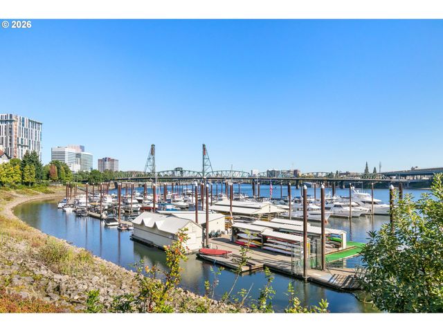 1930 S RIVER Dr W605, Portland, OR 97201