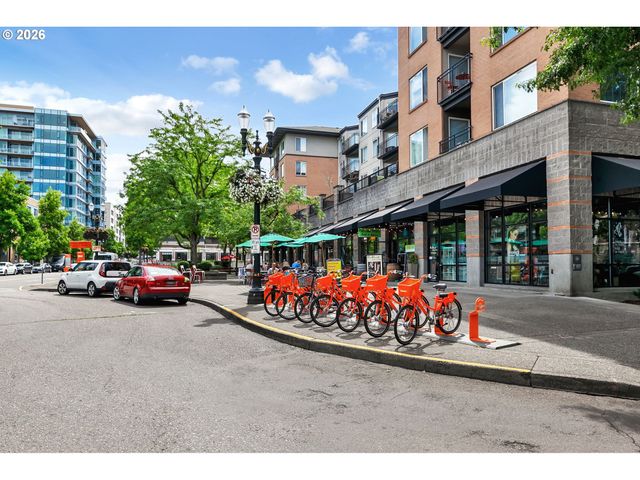 1930 S RIVER Dr W605, Portland, OR 97201