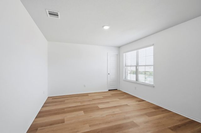 515 High Holly Circle, Magnolia, TX 77354