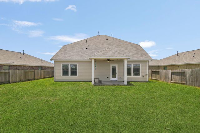515 High Holly Circle, Magnolia, TX 77354