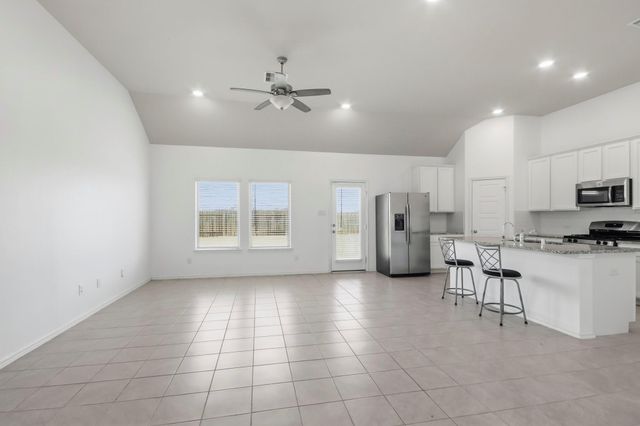 515 High Holly Circle, Magnolia, TX 77354
