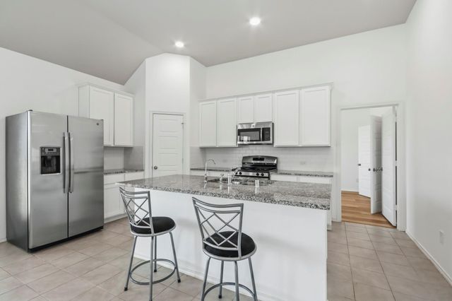 515 High Holly Circle, Magnolia, TX 77354