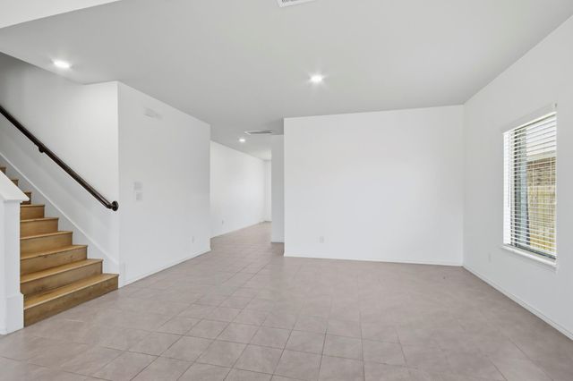 515 High Holly Circle, Magnolia, TX 77354