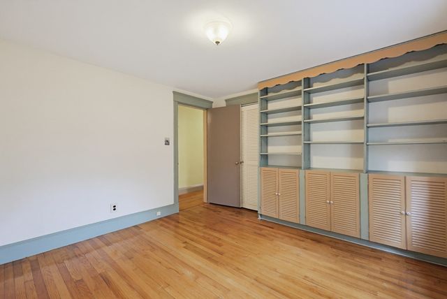 486 Belknap Rd, Framingham, MA 01701
