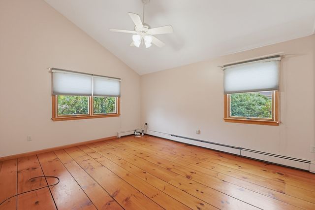 486 Belknap Rd, Framingham, MA 01701