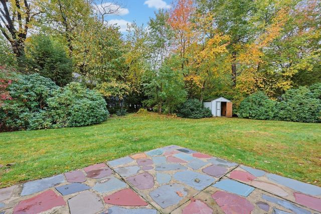 486 Belknap Rd, Framingham, MA 01701