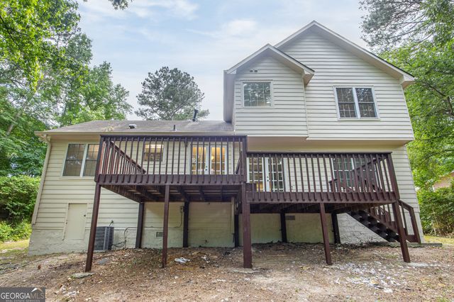 1902 Woods Court, Riverdale, GA 30296