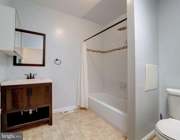 3129 FLEET ST, Baltimore, MD 21224