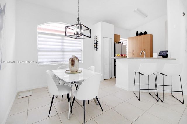 2120 NE 37th Rd, Homestead, FL 33033