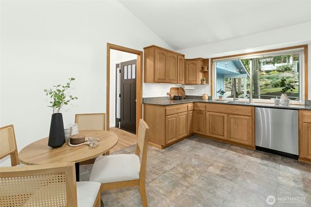 4637 149th Avenue SE, Bellevue, WA 98006