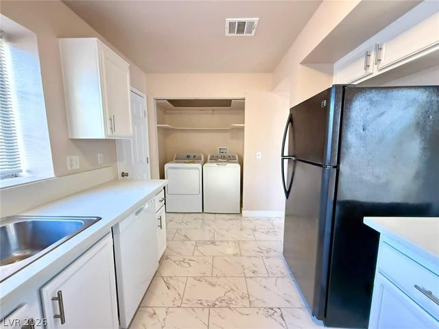 5134 Sandstone Drive, Las Vegas, NV 89142