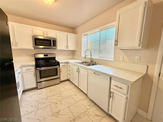 5134 Sandstone Drive, Las Vegas, NV 89142