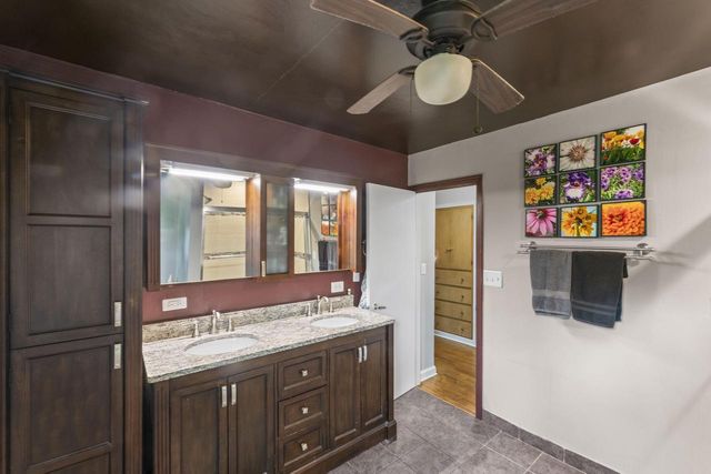 251 S Main STREET, Dousman, WI 53118