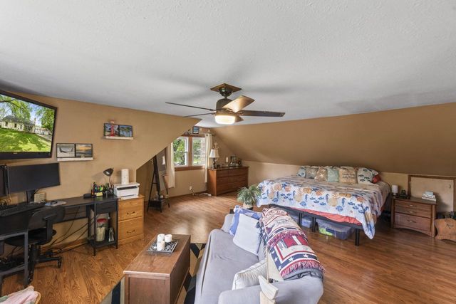 251 S Main STREET, Dousman, WI 53118