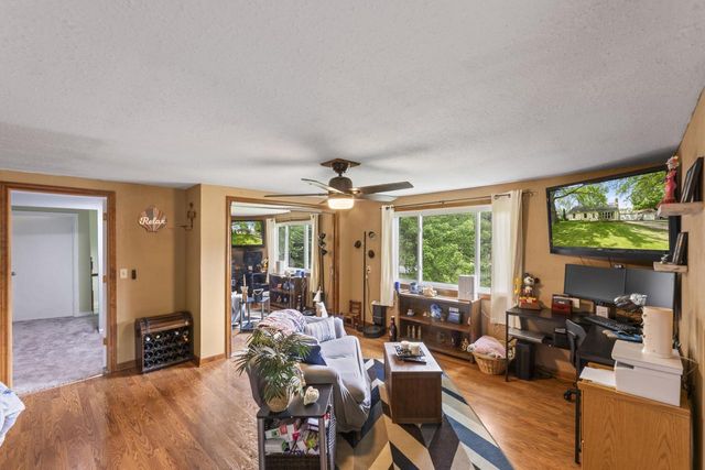 251 S Main STREET, Dousman, WI 53118