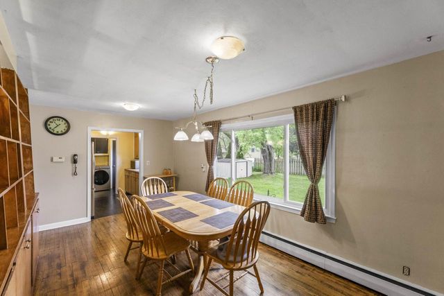 251 S Main STREET, Dousman, WI 53118