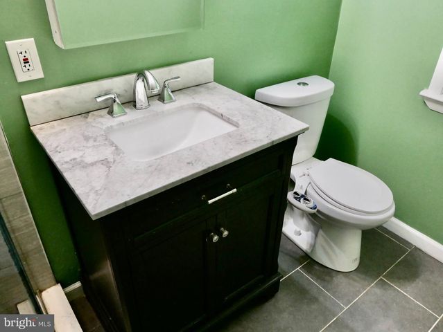 2422 E SOMERSET, Philadelphia, PA 19134