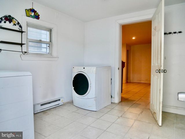 2422 E SOMERSET, Philadelphia, PA 19134