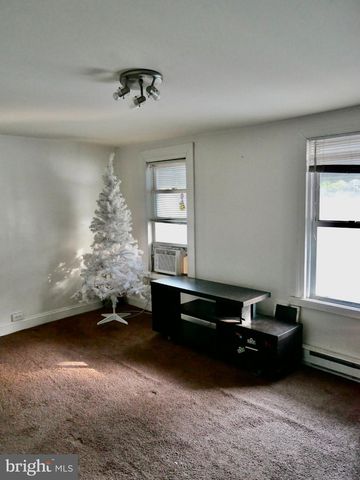 2422 E SOMERSET, Philadelphia, PA 19134