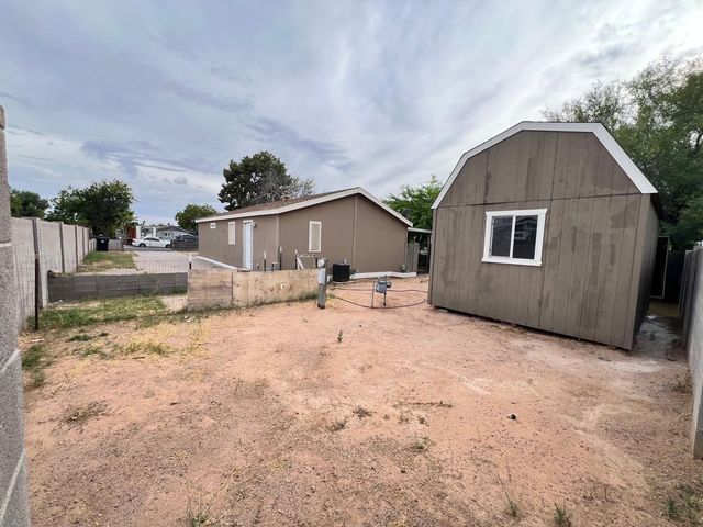 7826 E Juanita Avenue, Mesa, AZ 85209